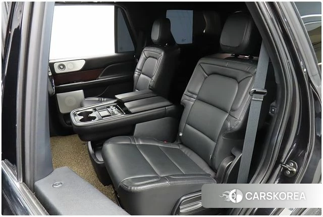 Lincoln Navigator 4th generation 2021 Черный из Кореи, фото 3