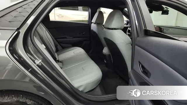 Hyundai The New Avante (CN7) 2023 Серый из Кореи, фото 3