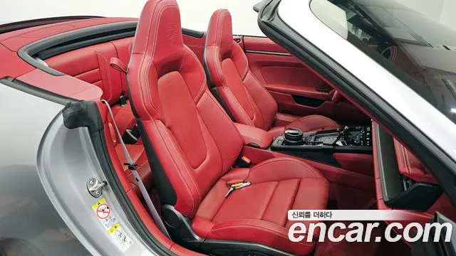 Porsche 911(992) 2023 Серебряный из Кореи, фото 3