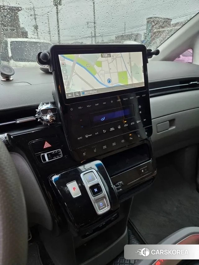 Hyundai Staria 2023 Черный из Кореи, фото 3