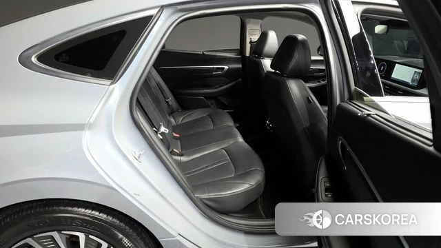 Hyundai Sonata D Edge Hybrid (DN8) 2024 Серебристо-серый из Кореи, фото 3