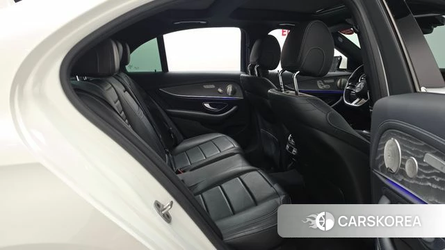 Mercedes-Benz E-Class W213 2021 Белый из Кореи, фото 3