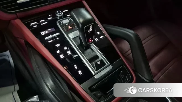 Porsche Cayenne (PO536) 2019 Черный из Кореи, фото 3