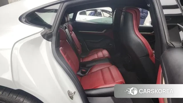 Porsche Taycan 2022 Белый из Кореи, фото 3