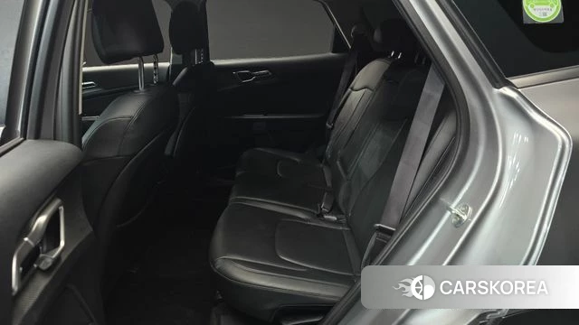 Kia Sportage 5th Generation 2021 Серебристо-серый из Кореи, фото 3