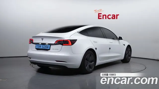 Tesla Model 3 2019 Белый из Кореи, фото 3