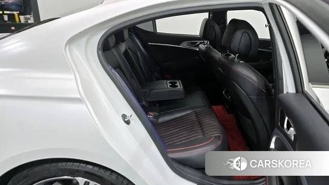 Genesis The New G70 2023 Белый из Кореи, фото 3