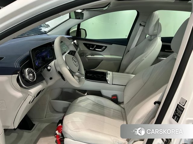 Mercedes-Benz EQE SUV X294 2026 Белый из Кореи, фото 3