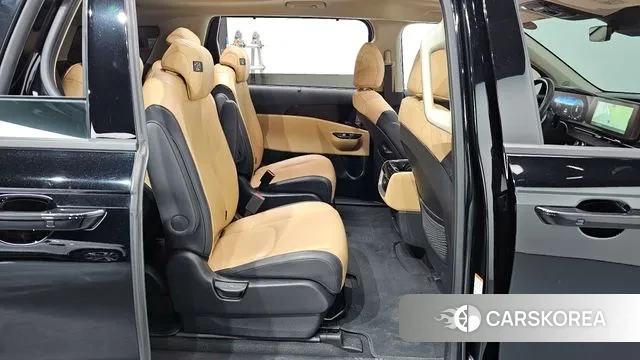 Kia Carnival 4th generation 2023 Черный из Кореи, фото 3