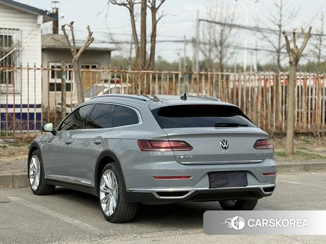 Volkswagen CC 2022 Темно-серый из Китая, фото 3