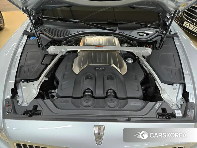 Bentley Flying Spur 3rd Generation 2021 Серебряный из Кореи, фото 3