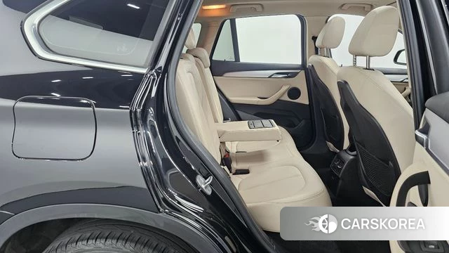 BMW X1 (F48) 2020 Черный из Кореи, фото 3