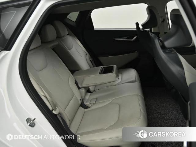 Kia EV6 2023 Белый из Кореи, фото 3