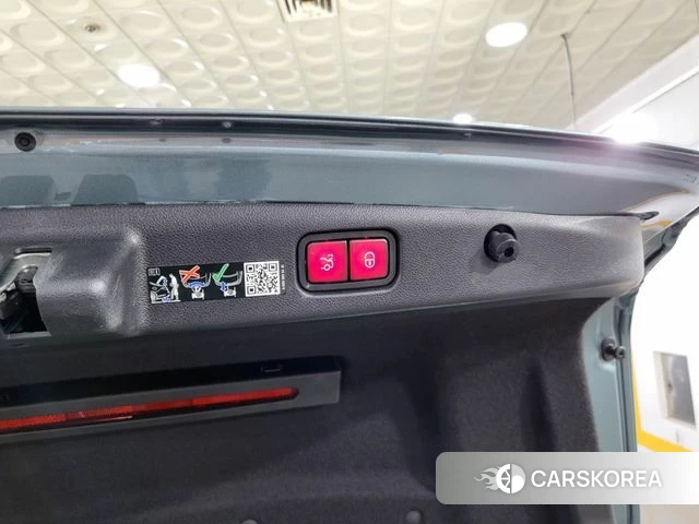 Mercedes-Benz E-Class W214 2025 Синий нефрит из Кореи, фото 3