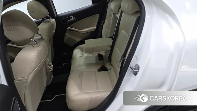 Mercedes-Benz GLA-Class X156 2019 Белый из Кореи, фото 3