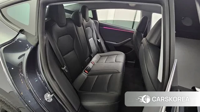 Tesla Model 3 2025 Серый из Кореи, фото 3