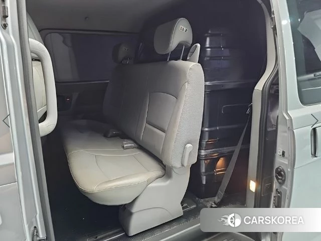Hyundai The New Grand Starex 2018 Серебристо-серый из Кореи, фото 3