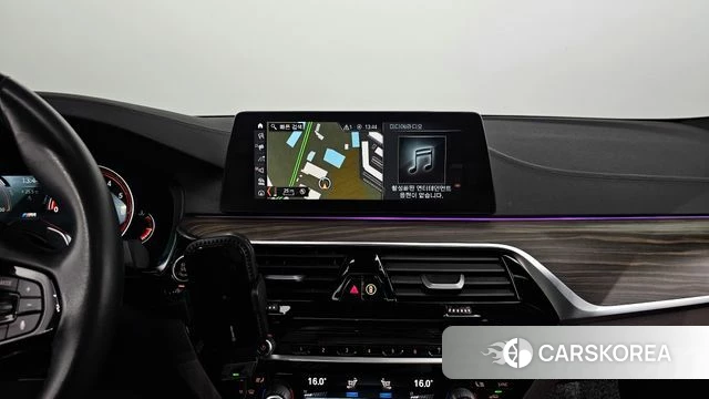 BMW 5 Series (G30) 2018 Синий из Кореи, фото 3