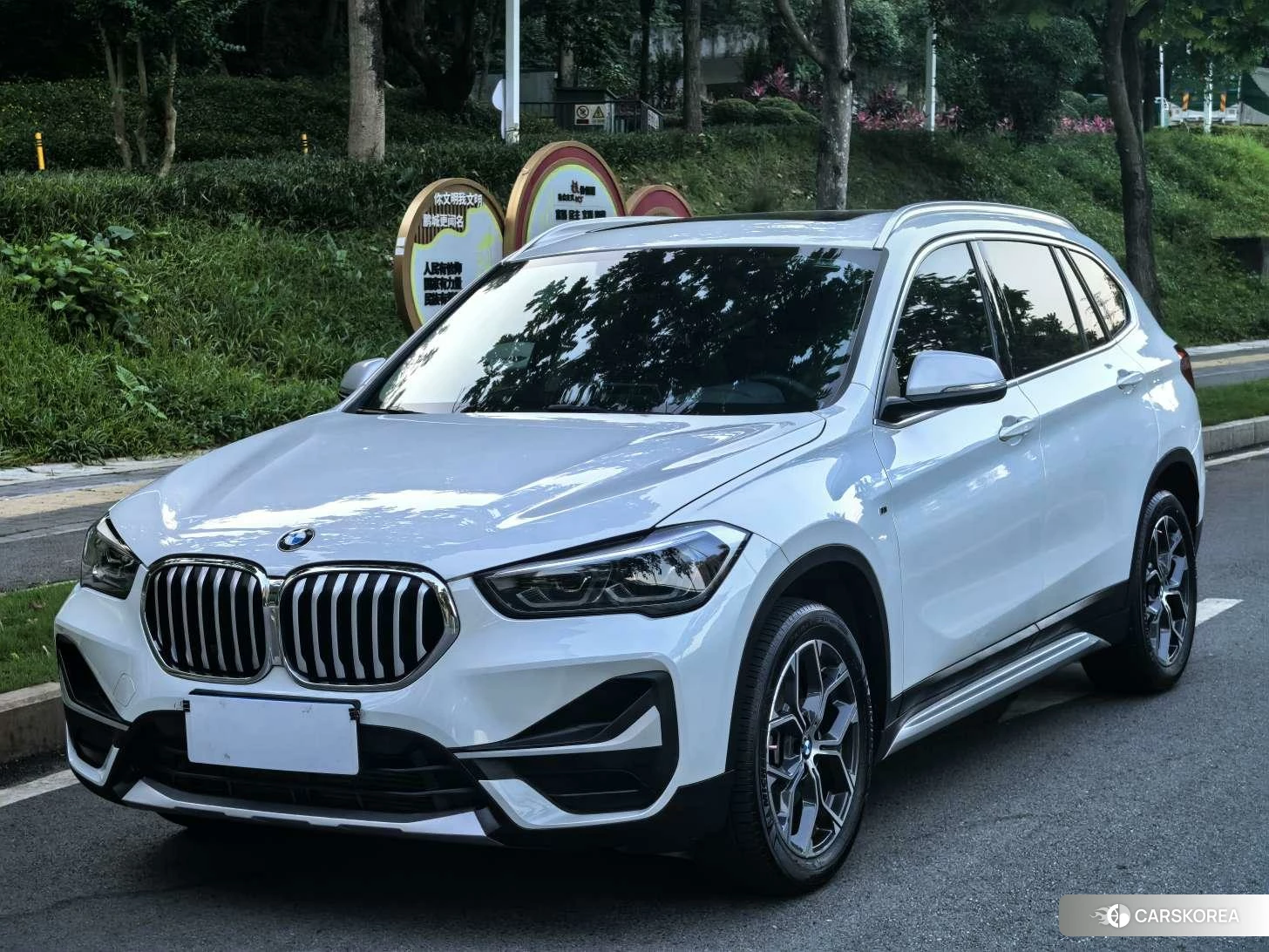 BMW X1 2021 Белый из Китая, фото 3