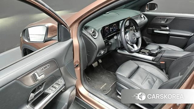 Mercedes-Benz EQA H243 2022 Коричневый из Кореи, фото 3