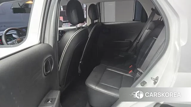 Hyundai Casper 2023 Белый из Кореи, фото 3