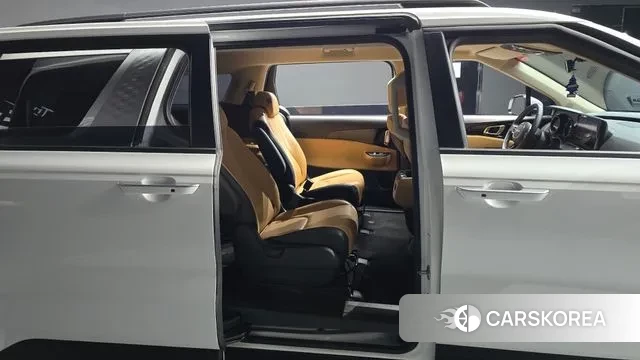 Kia Carnival 4th generation 2023 Белый из Кореи, фото 3