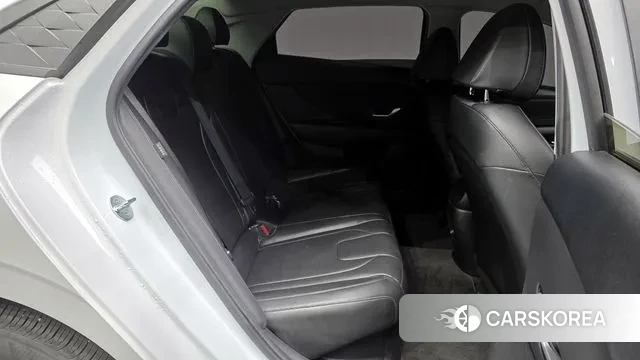 Hyundai The New Avante Hybrid (CN7) 2023 Белый из Кореи, фото 3