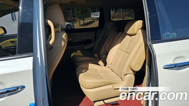 Kia The New Carnival id 2503269 из Кореи 3