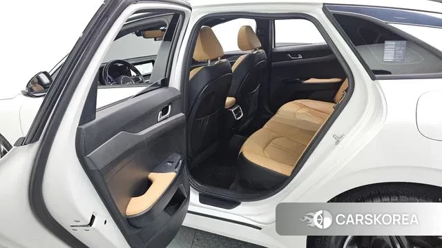 Kia K5 3rd generation 2022 Белый из Кореи, фото 3