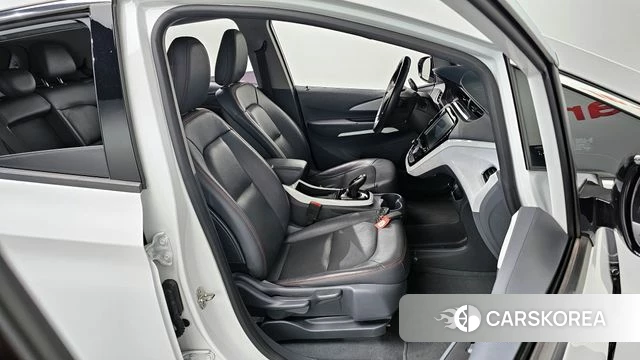 Chevrolet (GM Daewoo) Bolt EV 2019 Белый из Кореи, фото 3