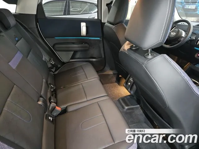 Mini Cooper S Countryman 3rd Generation 2024 Серебряный из Кореи, фото 3