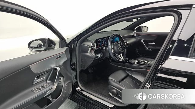 Mercedes-Benz A-Class W177 2022 Черный из Кореи, фото 3