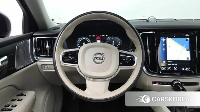 Volvo V60 Cross-Country 2nd Generation 2019 Синий из Кореи, фото 3