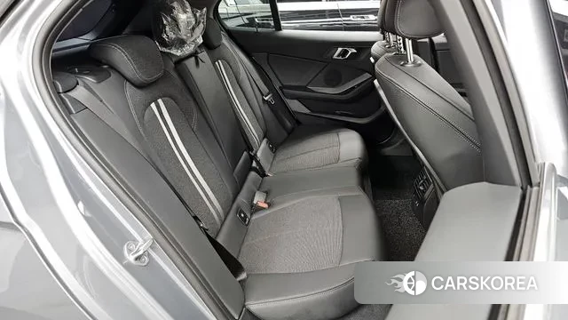 BMW 1 Series (F40) 2023 Серый из Кореи, фото 3