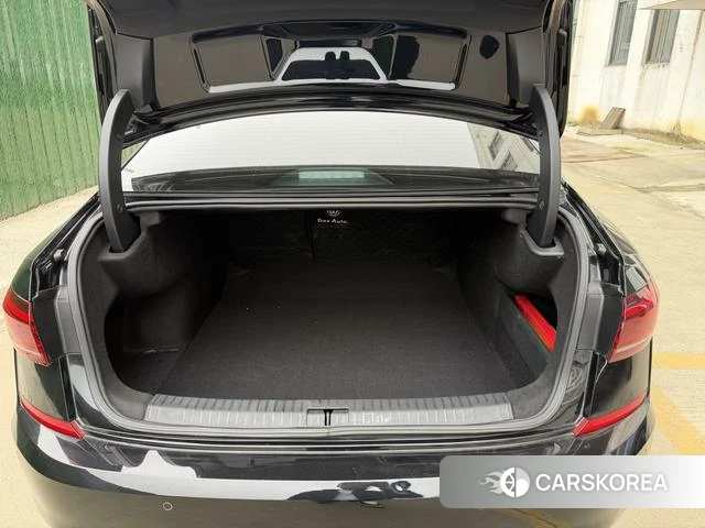 Volkswagen Passat 2023 Черный из Китая, фото 3