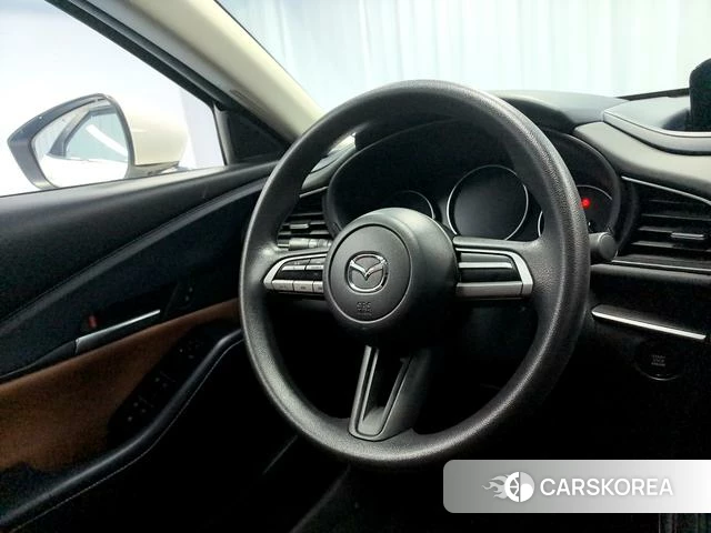 Mazda CX-30 2021 Белый из Китая, фото 3