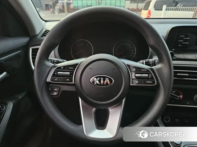 Kia Seltos 2021 Белый из Кореи, фото 3