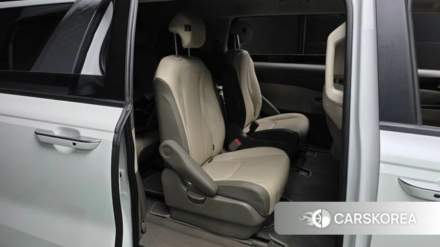 Kia Carnival 4th generation 2022 Белый из Кореи, фото 3