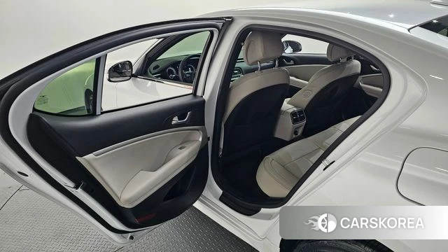 Genesis The New G70 2022 Белый из Кореи, фото 3