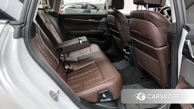 BMW 6 Series GT (G32) 2024 Белый из Кореи, фото 3