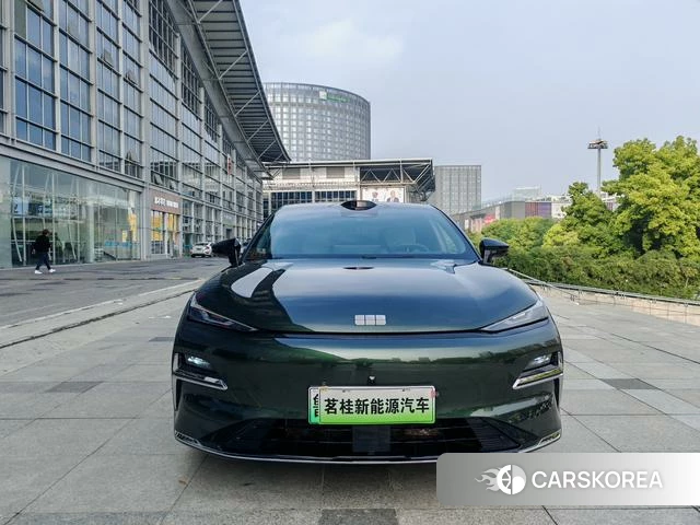 Geely Galaxy Galaxy Sparkle 8 PHEV 2025 Зеленый из Китая, фото 3