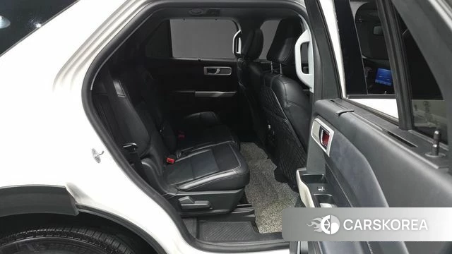 Ford Explorer 6th Generation 2021 Белый из Кореи, фото 3