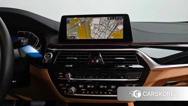 BMW 5 Series (G30) 2020 Черный из Кореи, фото 3