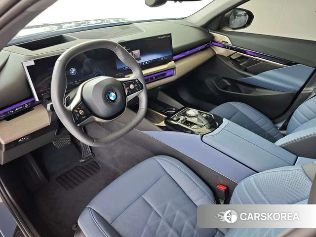 BMW 5 series 2024 Синий из Китая, фото 3