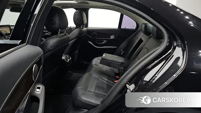 Mercedes-Benz C-Class W205 2018 Черный из Кореи, фото 3