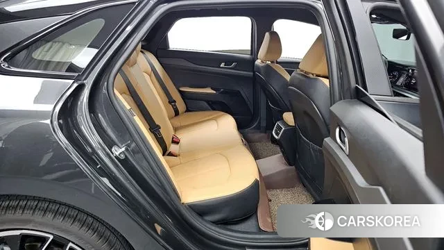 Kia K5 3rd generation 2023 Серый из Кореи, фото 3