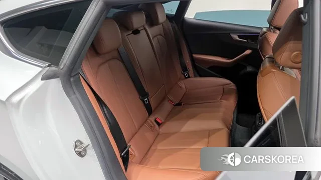 Audi A5 (F5) 2023 Белый из Кореи, фото 3