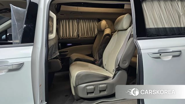 Kia Carnival 4th generation 2023 Белый из Кореи, фото 3