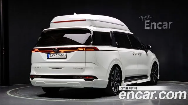Kia Carnival 4th generation 2022 Белый из Кореи, фото 3