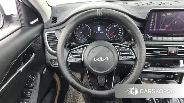 Kia Seltos 2021 Белый из Кореи, фото 3